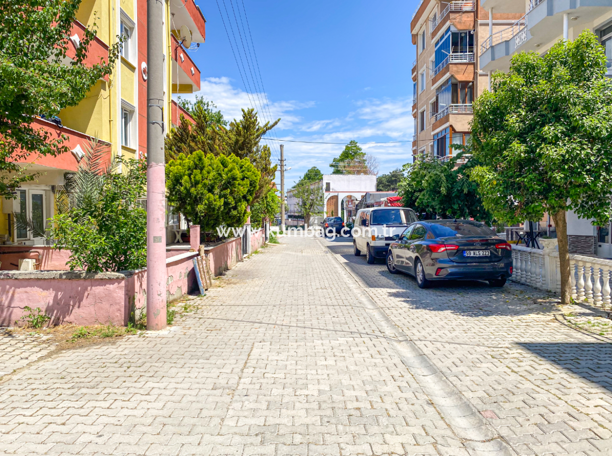 Möblierte 2 1-Wohnungen Zur Miete Im Zentrum Von Kumbağ, Nahe Dem Meer, Zu Mieten