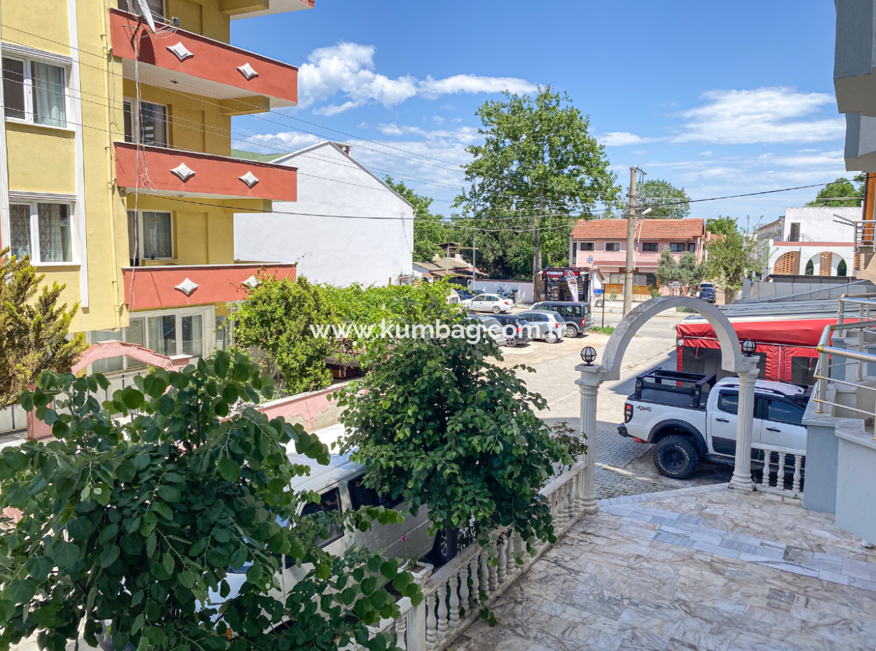 Möblierte 2 1-Wohnungen Zur Miete Im Zentrum Von Kumbağ, Nahe Dem Meer, Zu Mieten