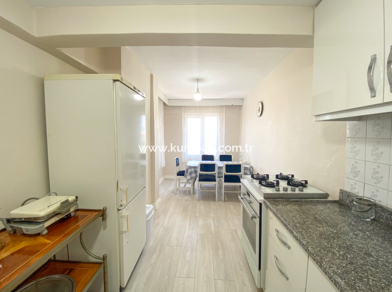 2 1 Wohnung Zur Vermietung, Möbliert Mit Meerblick In Der Zentralen Lage Von Kumbağ