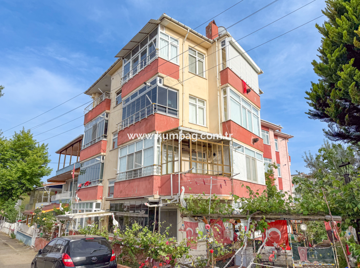2 1 Garten-Etage-Wohnung Zum Verkauf In Der Kumbağ-Strasse