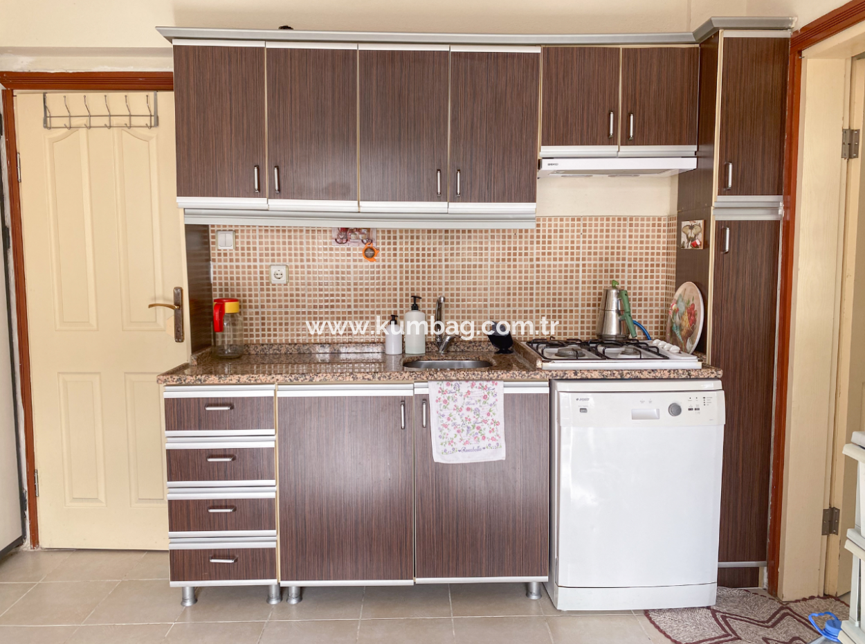 2 1 Garten-Etage-Wohnung Zum Verkauf In Der Kumbağ-Strasse