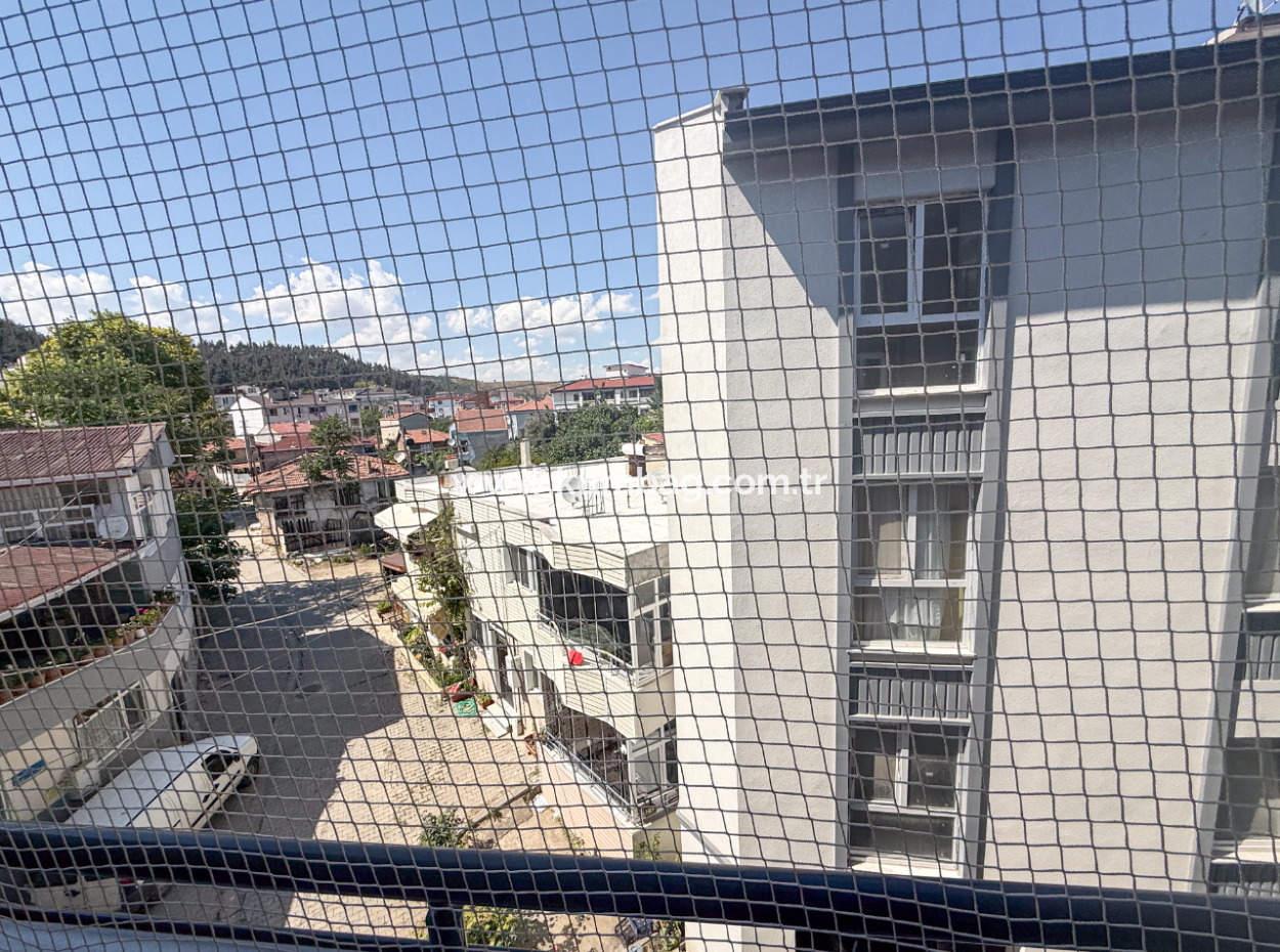 2 1-Wohnungen Zur Miete In Einem Neuen Gebäude Mit Aufzug In Kumbağ, Liman, Standort