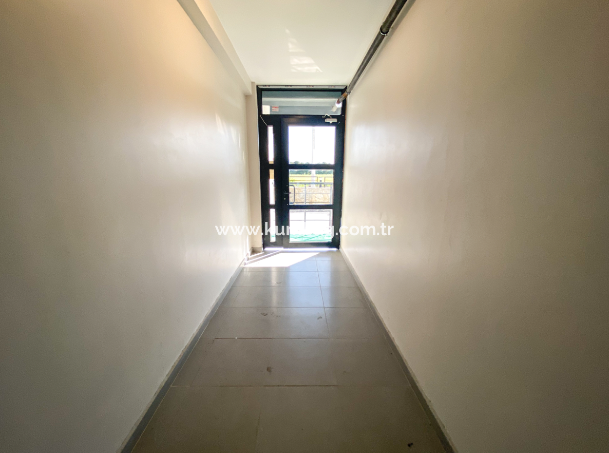 Luxus 1 1 Wohnung Zu Vermieten In Der Nähe Des Meeres In Einem Komplex Mit Kumbağ Pool