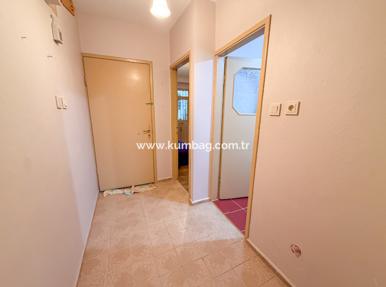 1 1 Wohnung Zum Verkauf Mit Garten Nahe Dem Meer In Der Kumbağ Hauptstrasse