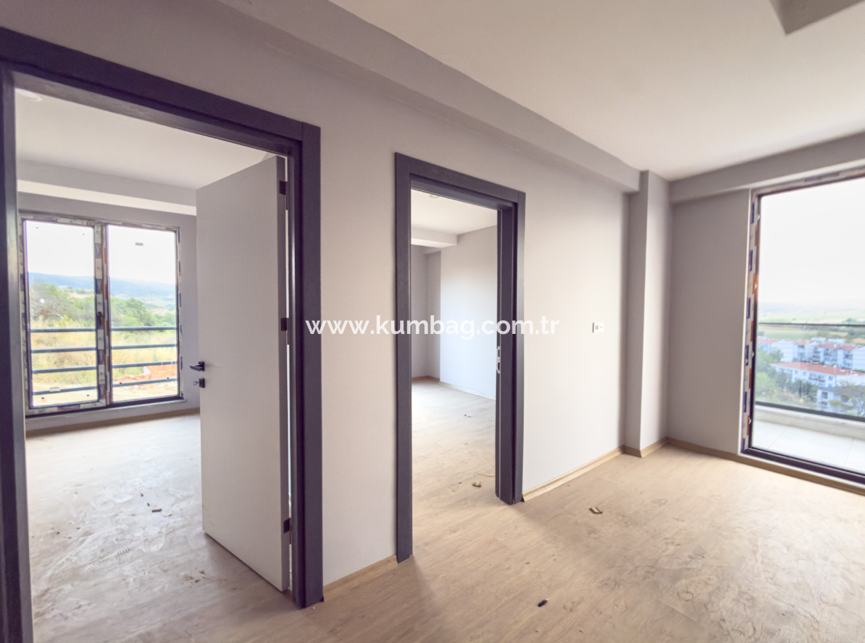 2 1 Wohnung Zum Verkauf Mit Meer- Und Naturblick Auf Einem Gelände Mit Kumbağ-Pool