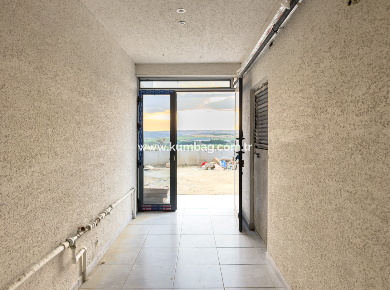 2 1 Wohnung Zum Verkauf Mit Meer- Und Naturblick Auf Einem Gelände Mit Kumbağ-Pool