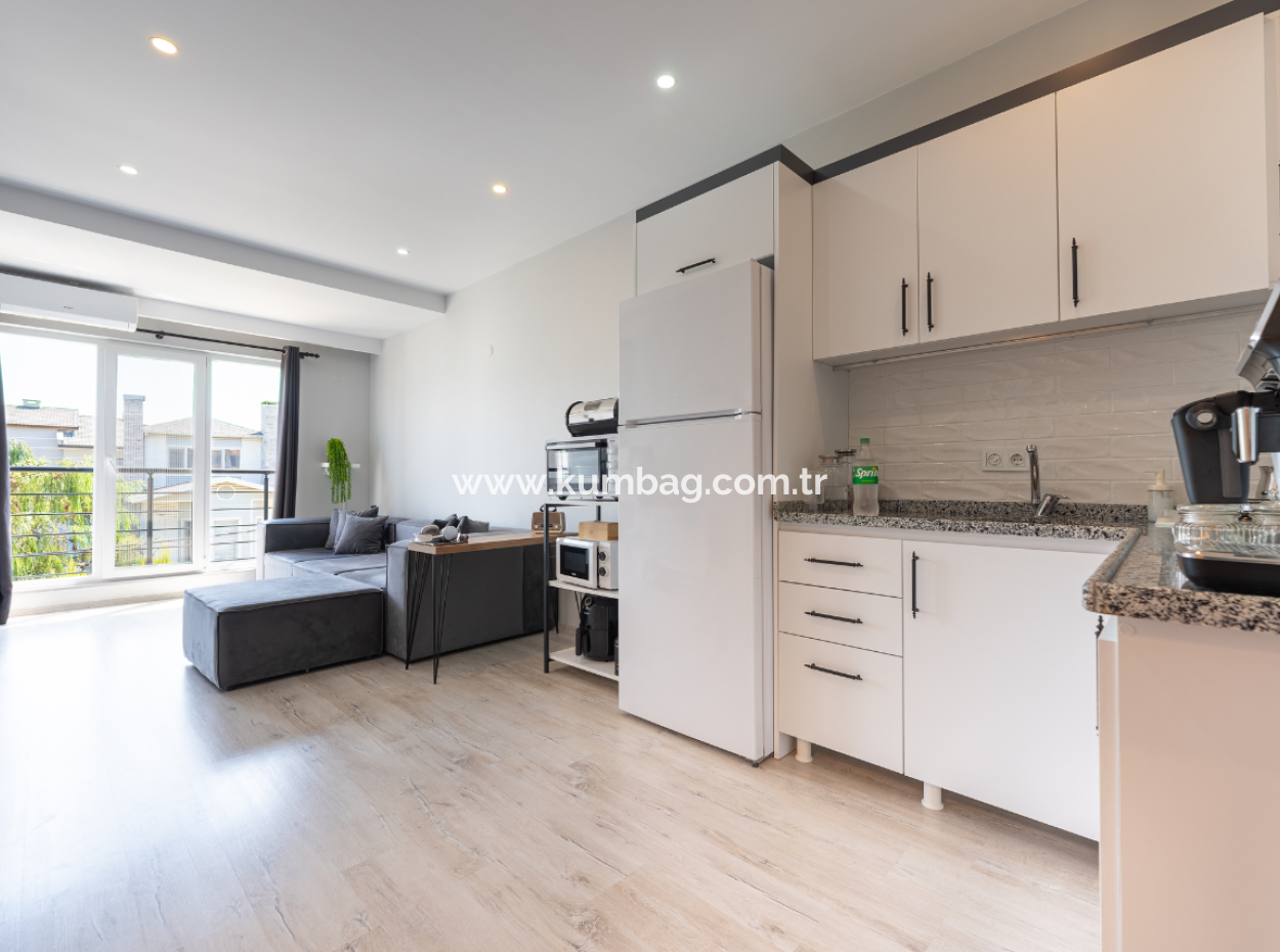 1 1 Wohnung Zum Verkauf In Einem Neuen Gebäude Mit Siedlung In Kumbağ, Nahe Der Strasse