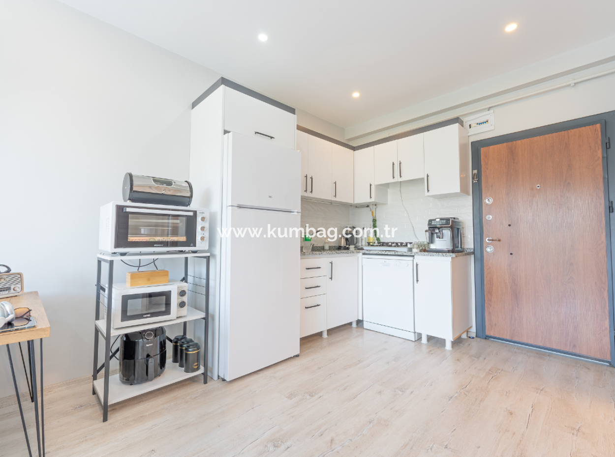 1 1 Wohnung Zum Verkauf In Einem Neuen Gebäude Mit Siedlung In Kumbağ, Nahe Der Strasse