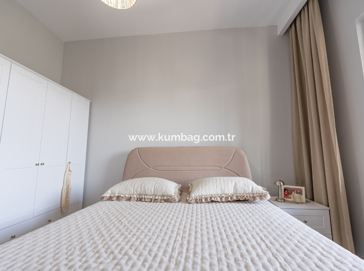 1 1 Wohnung Zum Verkauf In Einem Neuen Gebäude Mit Siedlung In Kumbağ, Nahe Der Strasse