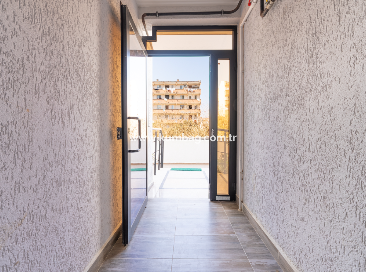 1 1 Wohnung Zum Verkauf In Einem Neuen Gebäude Mit Siedlung In Kumbağ, Nahe Der Strasse