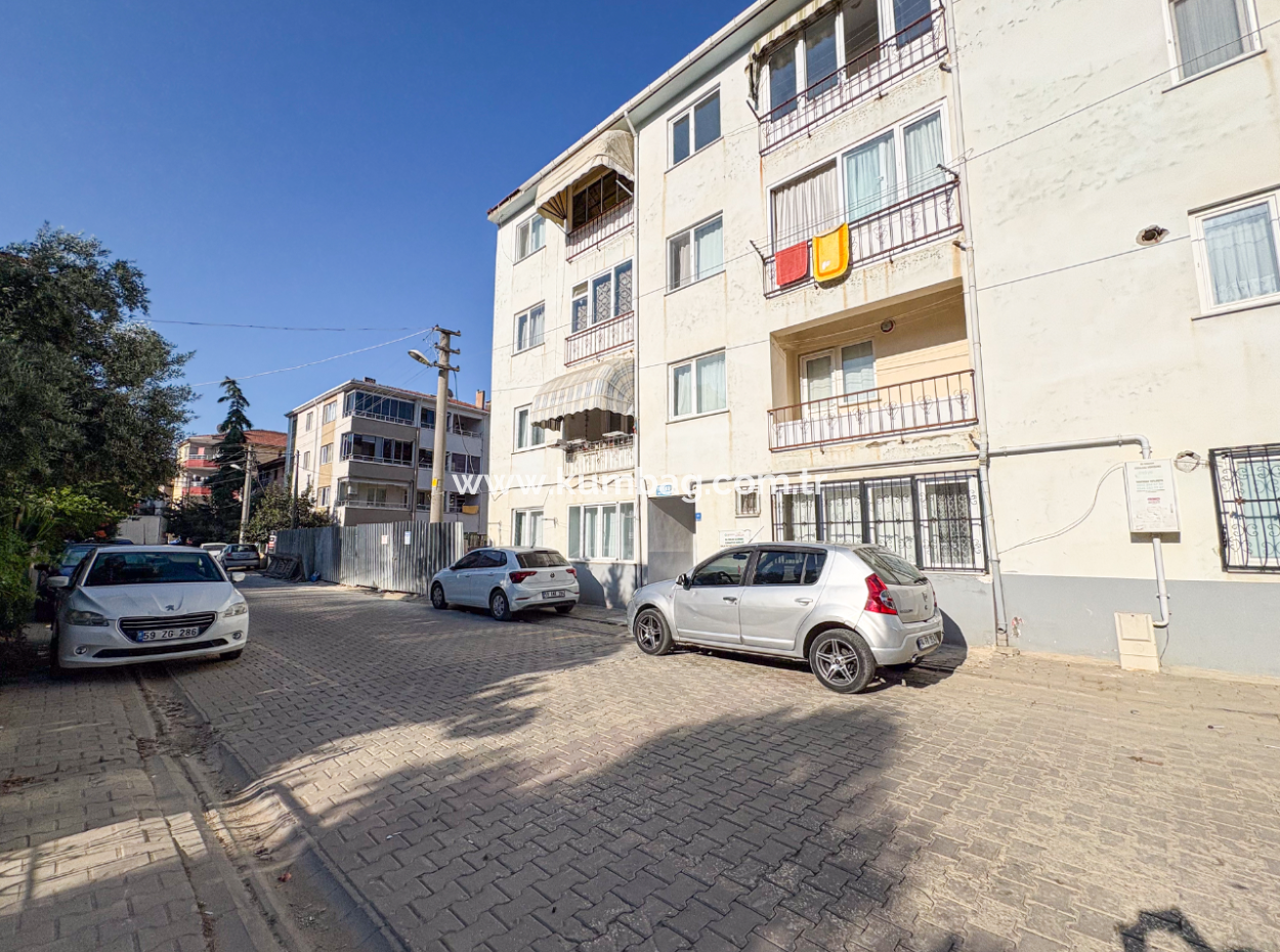 Geräumige 2:1-Wohnungen Zum Verkauf Mit Separater Küche In Der Kumbağ Marktstrasse