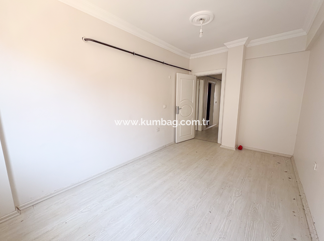 2 1 Wohnung Zum Verkauf Mit Grosser Siedlung Im Zentrum Von Kumbağ