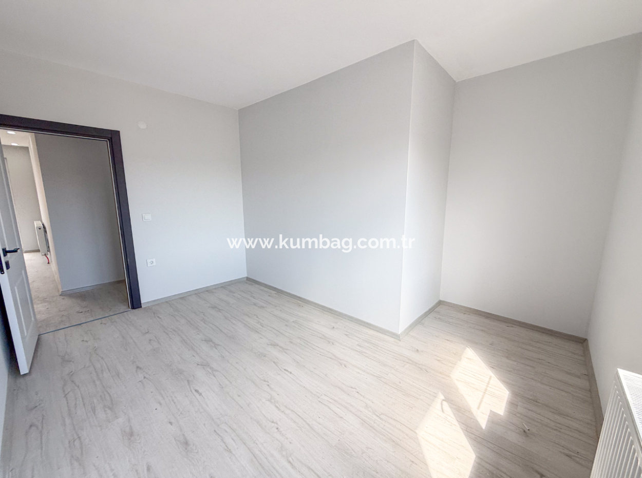 Geräumig Und Nahe Dem Meer, Neue Wohnung Zur Vermietung 2 1 Wohnungen Im Kumbağ Neubau