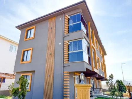 Neue Luxuriöse 2 1 Ecke Wohnung Zum Verkauf In Meernähe In Kumbağ