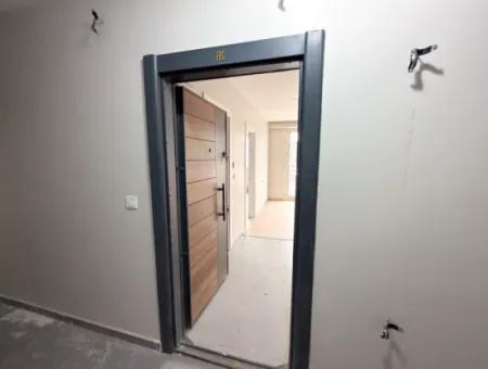 Luxus 1 1 Wohnungen In Der Nähe Des Meeres Und Der Strasse Im Kumbağ Pool Complex