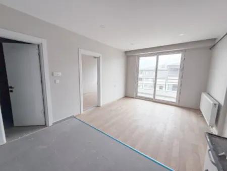 Luxus 1 1 Wohnungen In Der Nähe Des Meeres Und Der Strasse Im Kumbağ Pool Complex