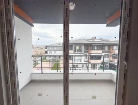 Luxus 1 1 Wohnungen In Der Nähe Des Meeres Und Der Strasse Im Kumbağ Pool Complex