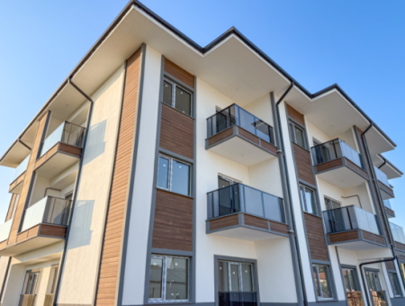 Neue Wohnungen Mit Pool 1 1 Zum Verkauf Auf Der Strasse In Kumbagh