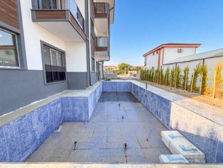 Neue Wohnungen Mit Pool 1 1 Zum Verkauf Auf Der Strasse In Kumbagh