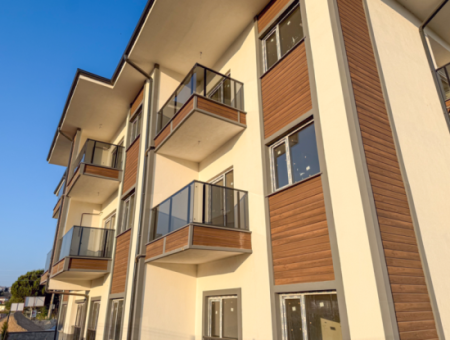 Neue Wohnungen Mit Pool 1 1 Zum Verkauf Auf Der Strasse In Kumbagh