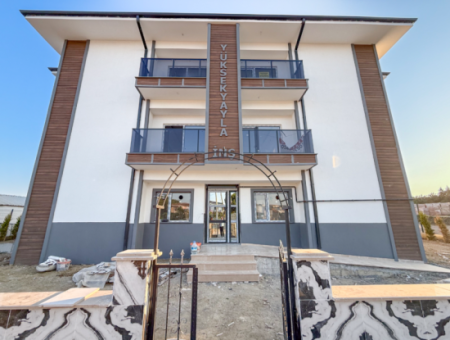 Neue Wohnungen Mit Pool 1 1 Zum Verkauf Auf Der Strasse In Kumbagh