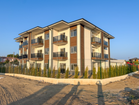 Neue Wohnungen Mit Pool 1 1 Zum Verkauf Auf Der Strasse In Kumbagh