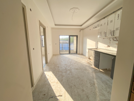 Neue Wohnungen Mit Pool 1 1 Zum Verkauf Auf Der Strasse In Kumbagh