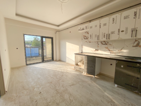 Neue Wohnungen Mit Pool 1 1 Zum Verkauf Auf Der Strasse In Kumbagh