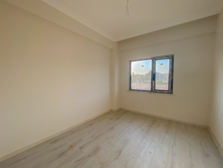 Neue Strasse Mit Pool 2 1 Wohnungen Zum Verkauf In Kumbagh