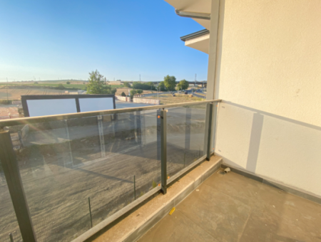 Neue Strasse Mit Pool 2 1 Wohnungen Zum Verkauf In Kumbagh