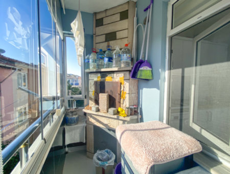 2 1 Wohnung Zum Verkauf Mit Grossem Balkon In Der Kumbag Market Street