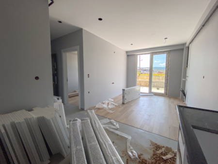 Luxus 1 1 Wohnungen Zum Verkauf In Kumbag Sea Side Komplex Mit Pool