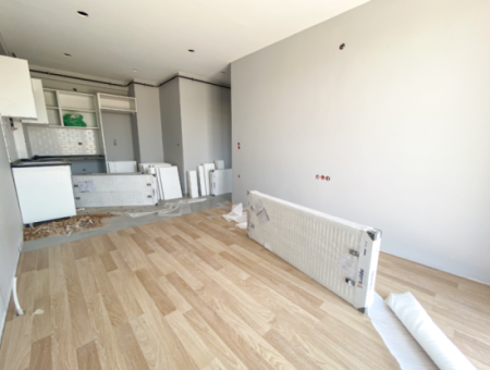 Luxus 1 1 Wohnungen Zum Verkauf In Kumbag Sea Side Komplex Mit Pool