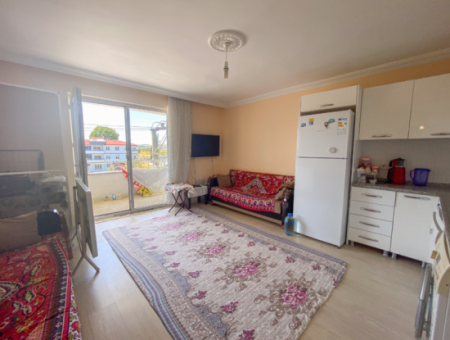 2 1 Wohnung Zum Verkauf Auf Der Meerseite An Der Strasse In Kumbagh