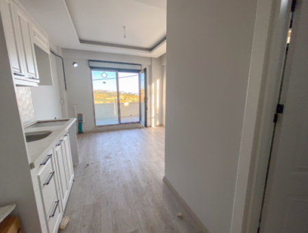 Luxus 1 1 Wohnung Zum Verkauf Mit Meerblick Garten In Zentraler Lage