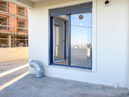 Luxus 1 1 Wohnung Zum Verkauf Mit Meerblick Garten In Zentraler Lage