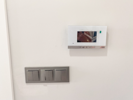 Luxus 1 1 Wohnung Zum Verkauf Mit Meerblick Garten In Zentraler Lage