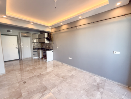 Geräumige, Luxuriöse 1 1 Wohnung Zum Verkauf In Barbaros Mit Meerblick