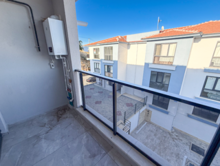 Geräumige, Luxuriöse 1 1 Wohnung Zum Verkauf In Barbaros Mit Meerblick