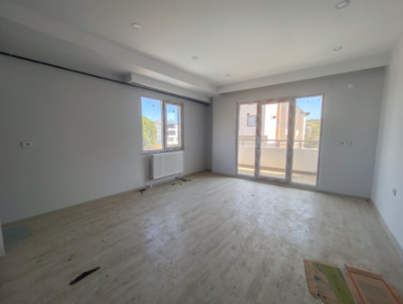 2 1 Wohnung Zu Vermieten In Einer Geschlossenen Wohnanlage Mit Pool Und Aquapark