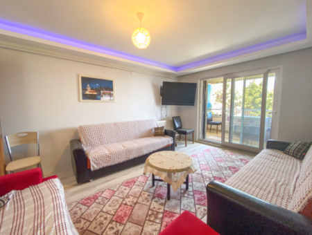 Möbliert 2 1 Wohnung Zum Verkauf Mit Meerblick Pool In Kumbag