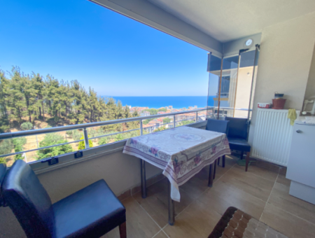 Möbliert 2 1 Wohnung Zum Verkauf Mit Meerblick Pool In Kumbag