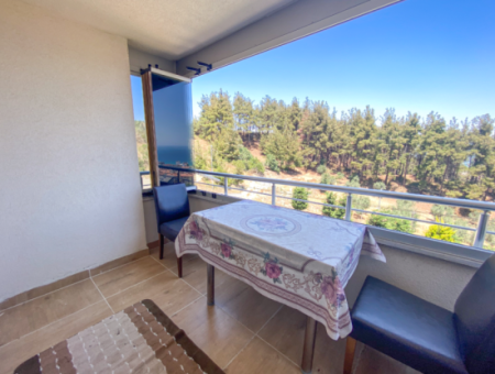 Möbliert 2 1 Wohnung Zum Verkauf Mit Meerblick Pool In Kumbag