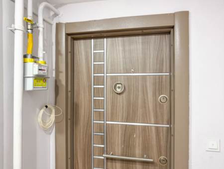 Möbliert 2 1 Wohnung Zum Verkauf Mit Meerblick Pool In Kumbag