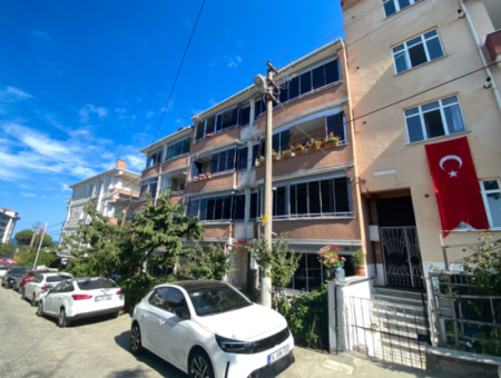 2 1 Wohnung Zum Verkauf Mit Grossem Balkon In Der Nähe Der Strasse In Kumbagh