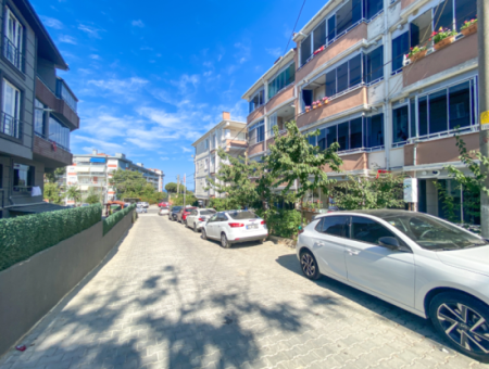 2 1 Wohnung Zum Verkauf Mit Grossem Balkon In Der Nähe Der Strasse In Kumbagh