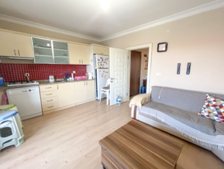 2 1 Wohnung Zum Verkauf Mit Grossem Balkon In Der Nähe Der Strasse In Kumbagh