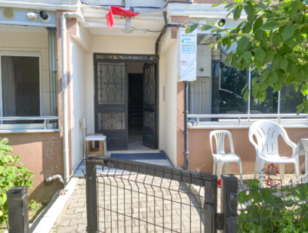 2 1 Wohnung Zum Verkauf Mit Grossem Balkon In Der Nähe Der Strasse In Kumbagh