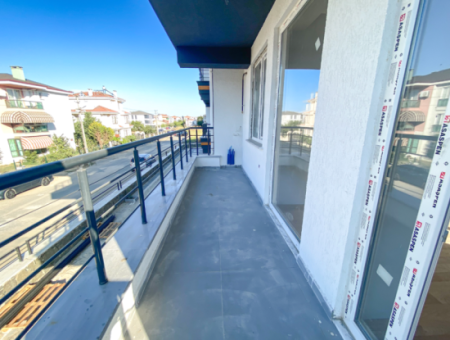 Luxus 2 1 Wohnungen Zum Verkauf In Kumbag Sea Side Komplex Mit Pool