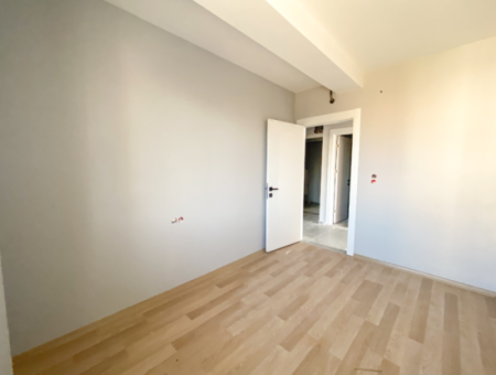 Luxus 2 1 Wohnungen Zum Verkauf In Kumbag Sea Side Komplex Mit Pool